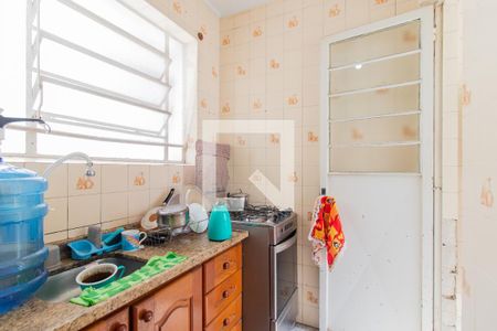 Cozinha e Área de Serviço de apartamento à venda com 2 quartos, 64m² em Santana, Porto Alegre
