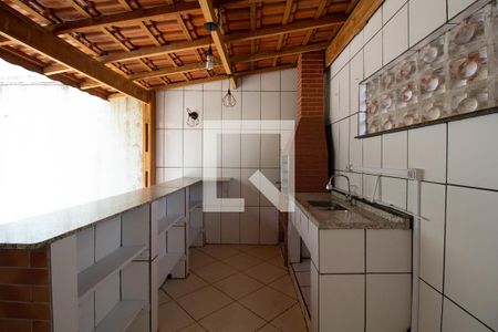 Casa à venda com 212m², 3 quartos e 6 vagasChurrasqueira