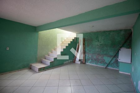 Casa à venda com 212m², 3 quartos e 6 vagasQuarto de Serviço