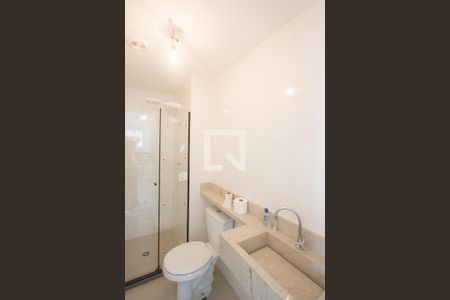 Banheiro de apartamento para alugar com 2 quartos, 34m² em Santo Amaro, São Paulo