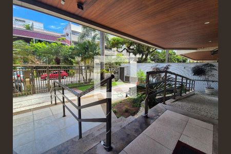 Apartamento para alugar com 100m², 3 quartos e 2 vagas Apartamento para alugar com 100m², 3 quartos e 2 vagasEntrada