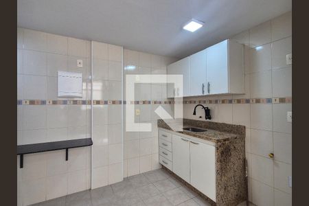 Apartamento para alugar com 100m², 3 quartos e 2 vagas Apartamento para alugar com 100m², 3 quartos e 2 vagasCozinha