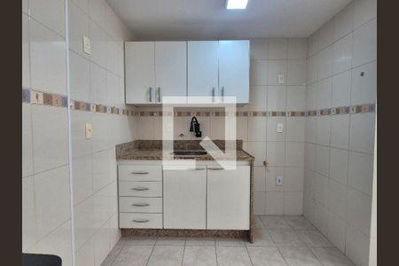 Apartamento para alugar com 100m², 3 quartos e 2 vagas Apartamento para alugar com 100m², 3 quartos e 2 vagasCozinha