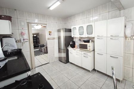Casa à venda com 250m², 3 quartos e 3 vagasCozinha