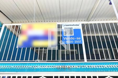 Casa à venda com 250m², 3 quartos e 3 vagasPLACA INSTALADA 