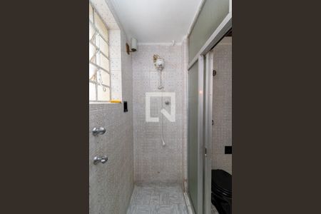 Casa à venda com 250m², 4 quartos e 4 vagasBanheiro 1