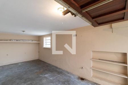 Casa à venda com 250m², 4 quartos e 4 vagasGaragem