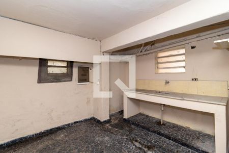 Casa à venda com 250m², 4 quartos e 4 vagasCozinha do Salão