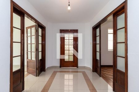 Casa à venda com 250m², 4 quartos e 4 vagasHall de Entrada