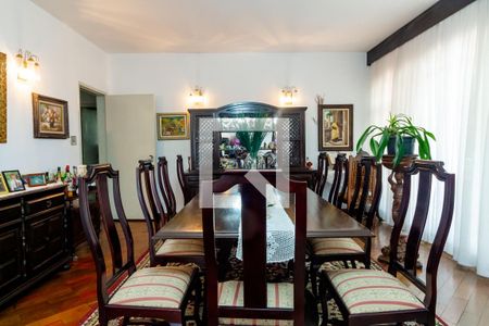 Sala de Jantar de casa à venda com 4 quartos, 230m² em Caxingui, São Paulo
