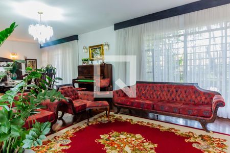 Sala de casa à venda com 4 quartos, 230m² em Caxingui, São Paulo