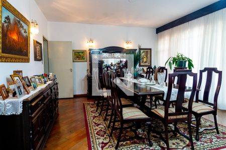 Sala de Jantar de casa à venda com 4 quartos, 230m² em Caxingui, São Paulo
