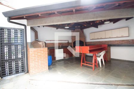 Casa à venda com 230m², 4 quartos e 6 vagasChurrascaria /Espaço Gourmet