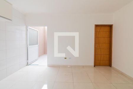 Sala e Cozinha de apartamento para alugar com 2 quartos, 56m² em Vila Constança, São Paulo
