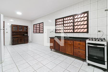 Casa à venda com 120m², 3 quartos e 2 vagasCozinha