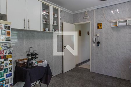 Casa à venda com 150m², 3 quartos e 2 vagas Casa à venda com 150m², 3 quartos e 2 vagasCozinha