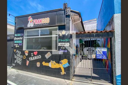 Casa à venda com 101m², 3 quartos e 1 vagaFachada