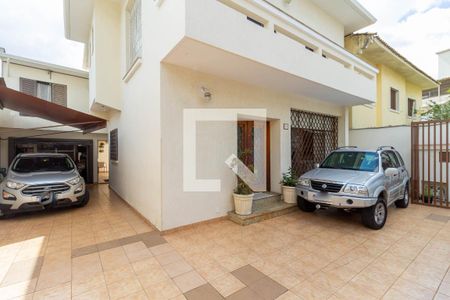 Garagem de casa para alugar com 3 quartos, 230m² em Paraíso, São Paulo