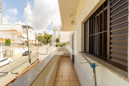 Varanda corredor  de casa para alugar com 3 quartos, 230m² em Paraíso, São Paulo
