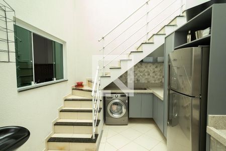 Casa à venda com 278m², 3 quartos e 4 vagas Casa à venda com 278m², 3 quartos e 4 vagasÁrea de Serviço