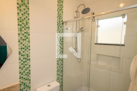 Casa à venda com 278m², 3 quartos e 4 vagas Casa à venda com 278m², 3 quartos e 4 vagasBanheiro da Suíte 2