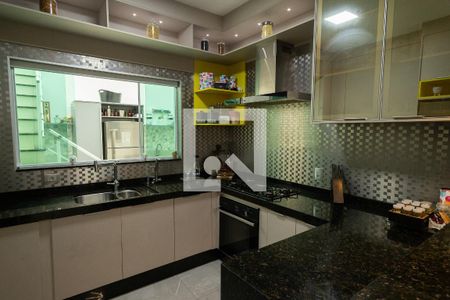 Casa à venda com 278m², 3 quartos e 4 vagas Casa à venda com 278m², 3 quartos e 4 vagasCozinha