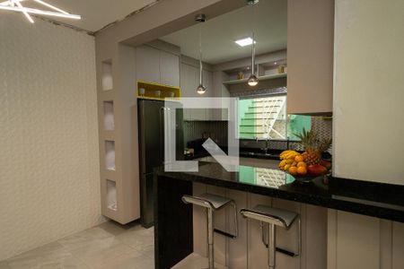 Casa à venda com 278m², 3 quartos e 4 vagas Casa à venda com 278m², 3 quartos e 4 vagasCozinha