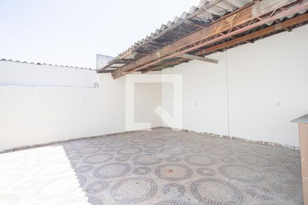Casa à venda com 167m², 3 quartos e 6 vagas Casa à venda com 167m², 3 quartos e 6 vagasQuintal
