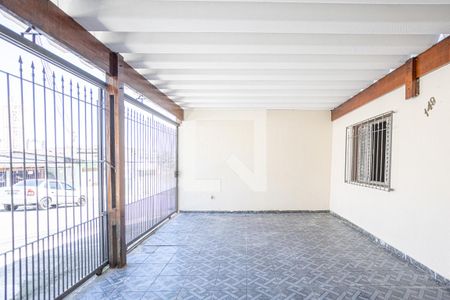 Casa à venda com 167m², 3 quartos e 6 vagas Casa à venda com 167m², 3 quartos e 6 vagasGaragem