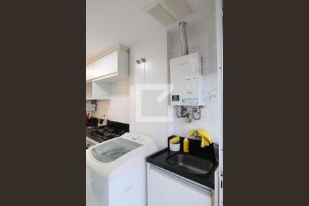 Apartamento à venda com 64m², 2 quartos e 1 vagaÁrea de Serviço