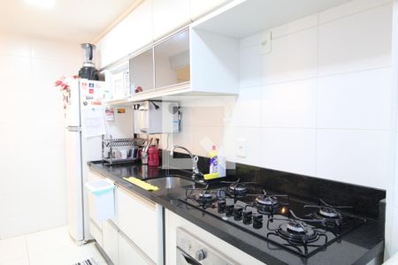 Apartamento à venda com 64m², 2 quartos e 1 vagaCozinha