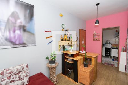 Sala de apartamento para alugar com 2 quartos, 44m² em Riacho das Pedras, Contagem