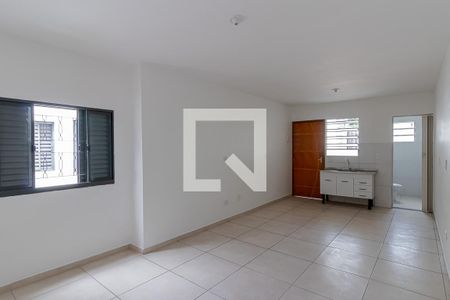 Quarto de kitnet/studio para alugar com 1 quarto, 28m² em Jardim Santa Cruz (sacomã), São Paulo