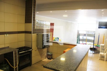 Casa para alugar com 200m², 2 quartos e 2 vagasSalão de Festas