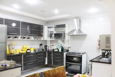 Casa para alugar com 200m², 2 quartos e 2 vagasCozinha