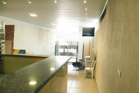 Casa para alugar com 200m², 2 quartos e 2 vagasSalão de Festas