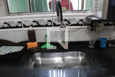 Casa para alugar com 200m², 2 quartos e 2 vagasCozinha