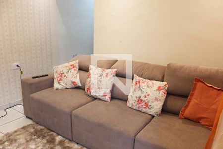 sala de casa à venda com 2 quartos, 200m² em Parque Guarani, São Paulo