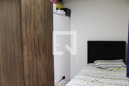 Quarto 2 de casa à venda com 2 quartos, 200m² em Parque Guarani, São Paulo