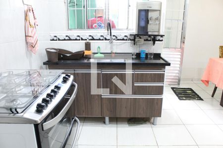 Casa para alugar com 200m², 2 quartos e 2 vagasCozinha