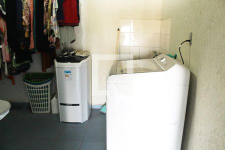 Casa para alugar com 200m², 2 quartos e 2 vagasLavanderia