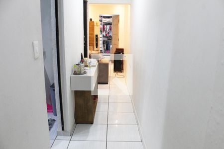 Casa para alugar com 200m², 2 quartos e 2 vagasCorredor