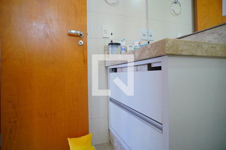 Apartamento à venda com 82m², 2 quartos e 1 vagaBanheiro da Suíte