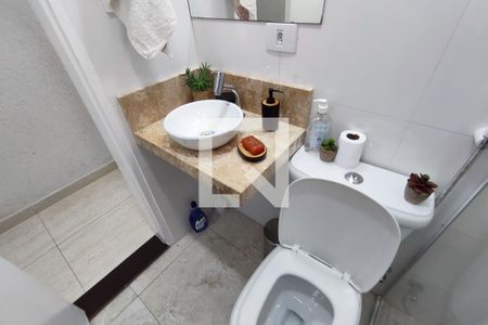 Casa para alugar com 220m², 5 quartos e 3 vagasBanheiro Social