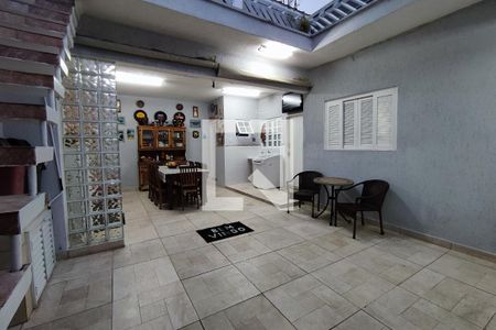 Casa para alugar com 220m², 5 quartos e 3 vagasÁrea gourmet