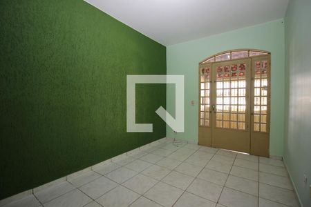 Sala de estar de casa para alugar com 2 quartos, 100m² em Samambaia Norte (samambaia), Brasília