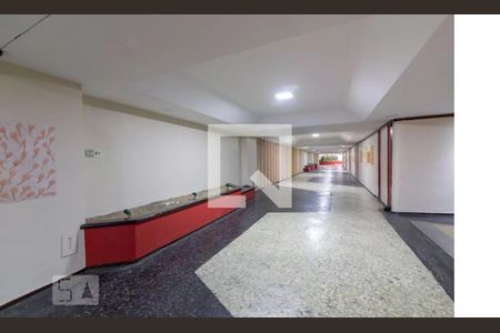Apartamento para alugar com 78m², 2 quartos e 1 vagaHall