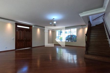 Sala de casa de condomínio à venda com 4 quartos, 300m² em Vila Tramontano, São Paulo