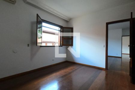 Casa de condomínio para alugar com 300m², 4 quartos e 3 vagasSuíte 3