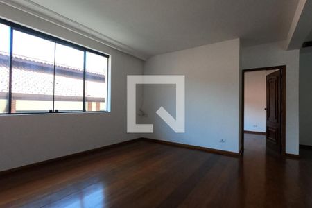 Casa de condomínio para alugar com 300m², 4 quartos e 3 vagasMezanino